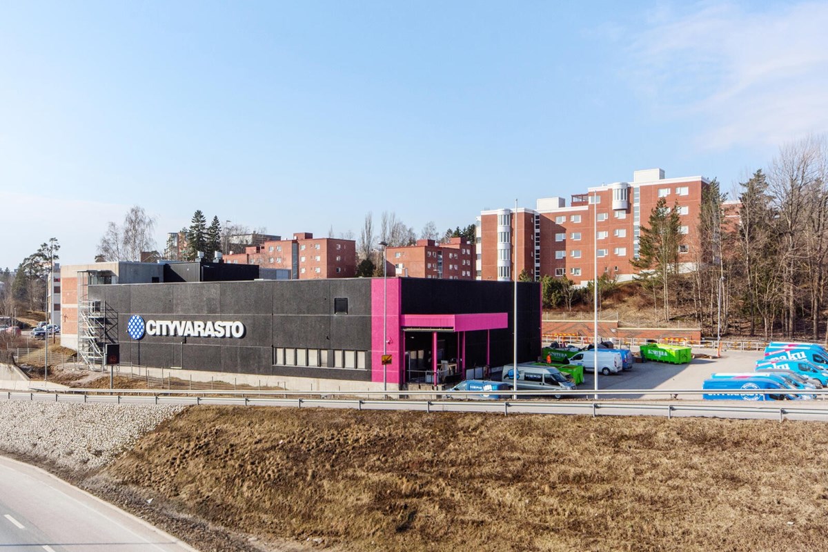 Uusi Cityvarasto avautui Leppävaaraan – ”Pienvarastoimalla saa lisätilaa kotiin”